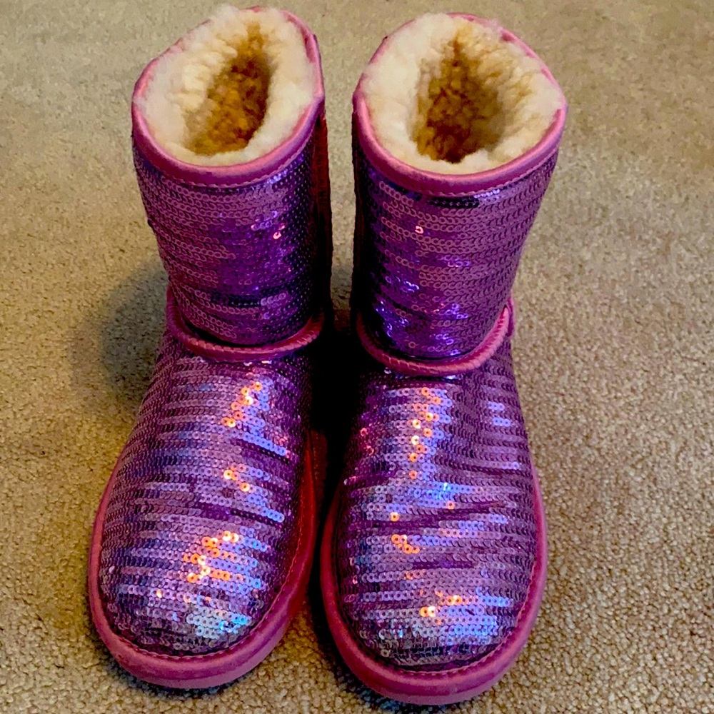 light pinkish purple sparkle Ugg’s